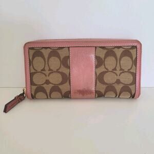 Coach Wallet Signature Clutch Continental Beige Pink Large Card Zip Around Logo